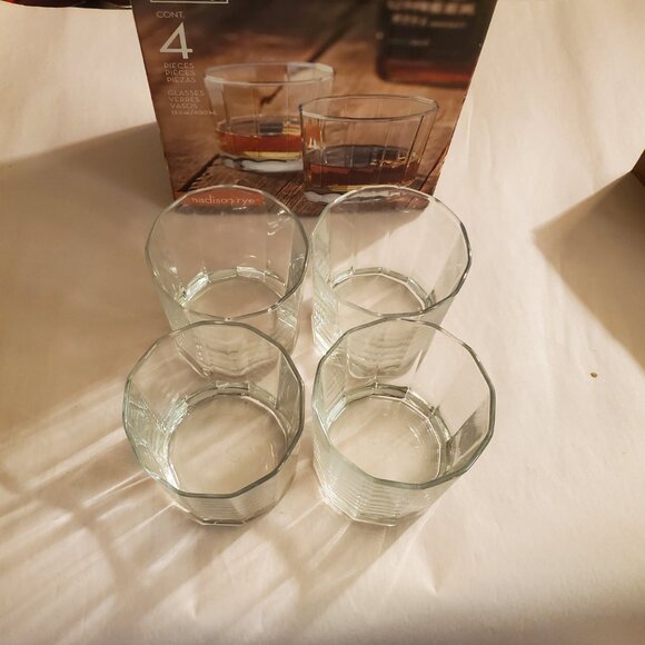 Libbey Drinking Glasses Set of 4 Octagon shaped. Crafted in the USA. - Picture 4 of 7